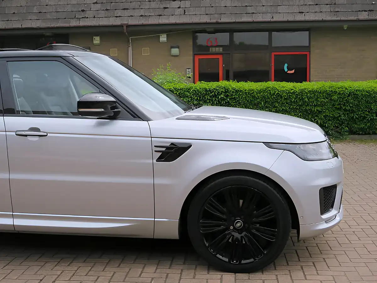 Used 2019 Land Rover Range Rover Sport Autobiography Dynamic Silver - Interior and Exterior details 13