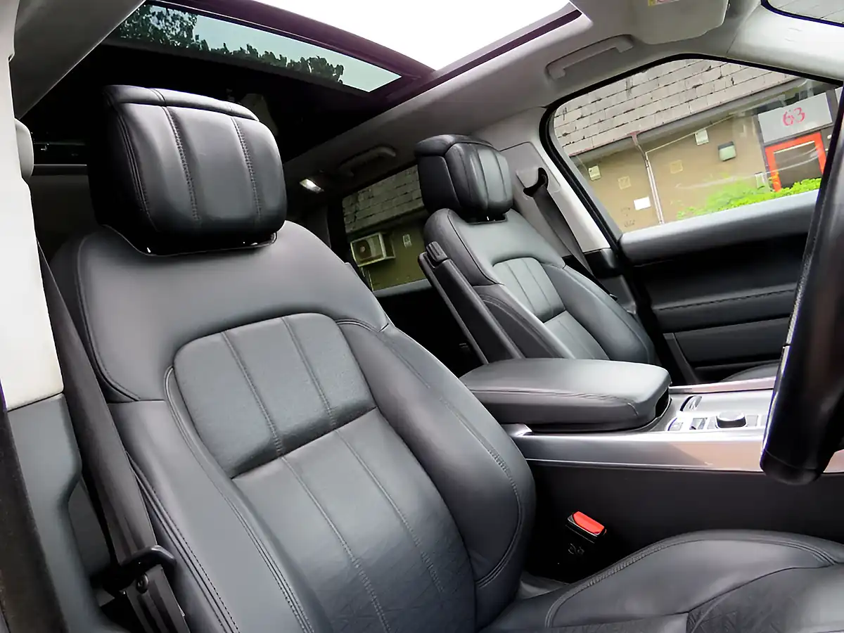 Used 2019 Land Rover Range Rover Sport Autobiography Dynamic Silver - Interior and Exterior details 15