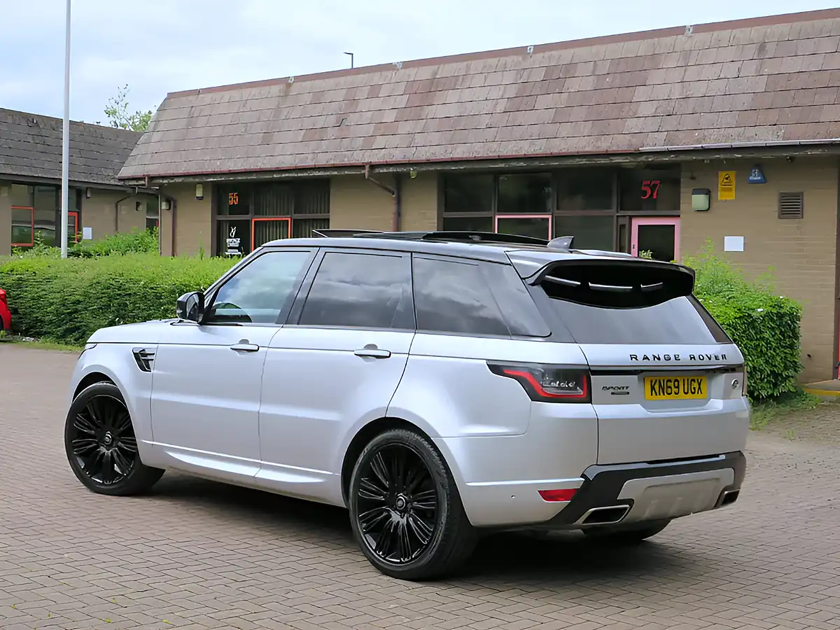 Used 2019 Land Rover Range Rover Sport Autobiography Dynamic Silver - Interior and Exterior details 5
