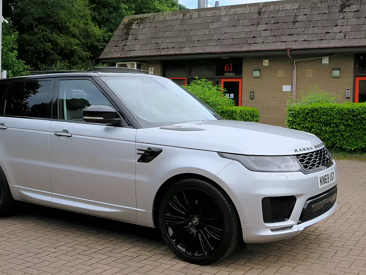 Used 2019 Land Rover Range Rover Sport Autobiography Dynamic Silver - Interior and Exterior details 9