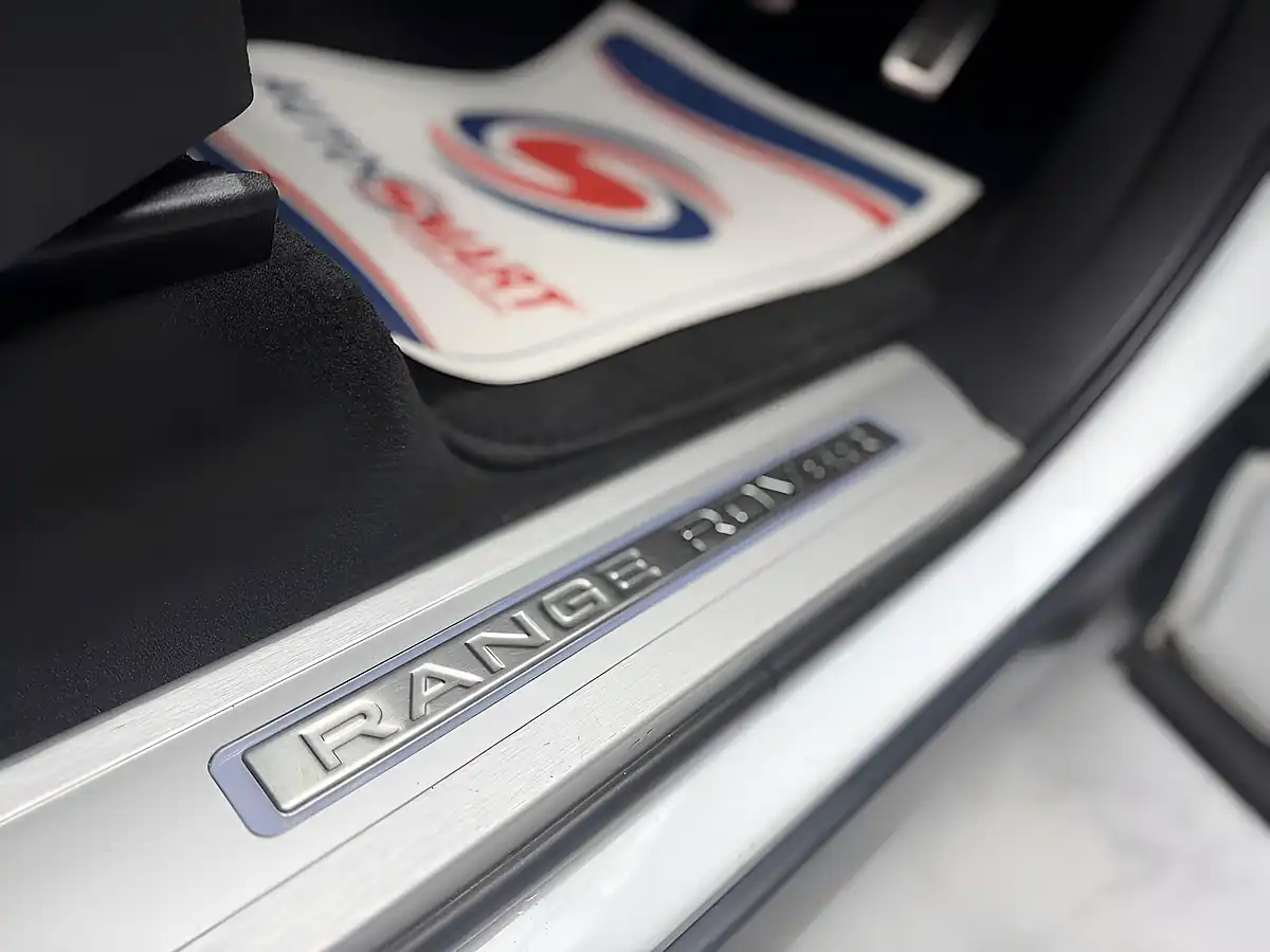 Used 2019 Land Rover Range Rover Sport Autobiography Dynamic White - Interior and Exterior details 13