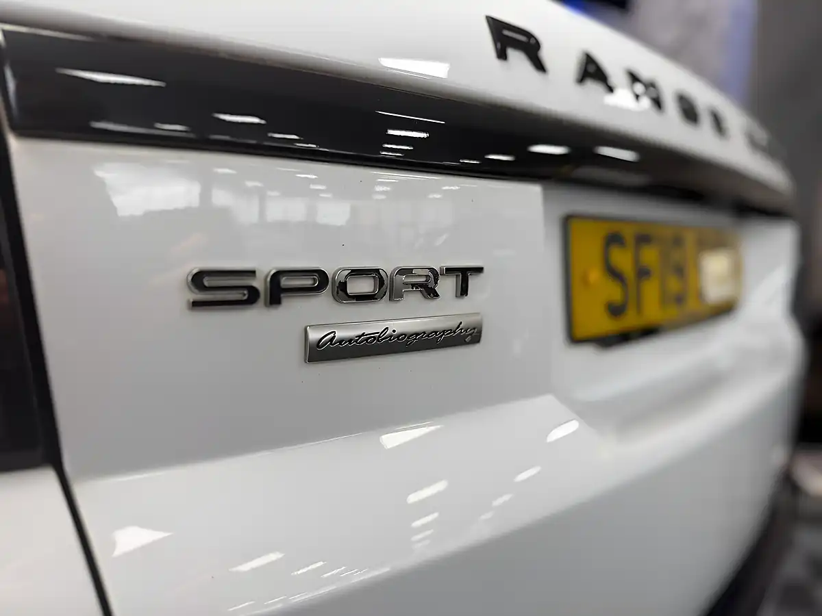 Used 2019 Land Rover Range Rover Sport Autobiography Dynamic White - Interior and Exterior details 9