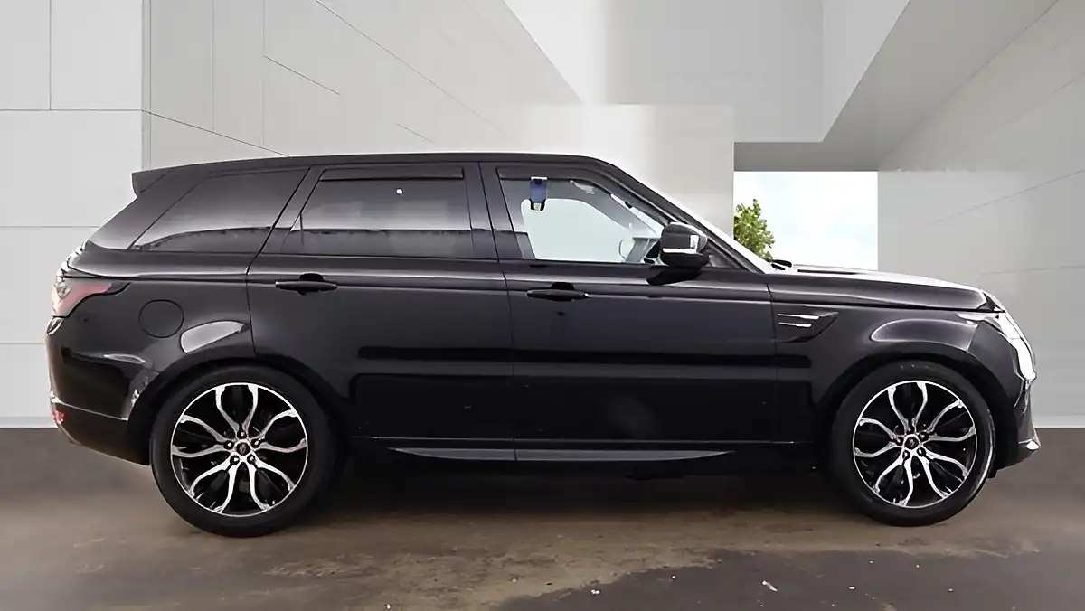 Used 2019 Land Rover Range Rover Sport Hse Black - Interior and Exterior details 3