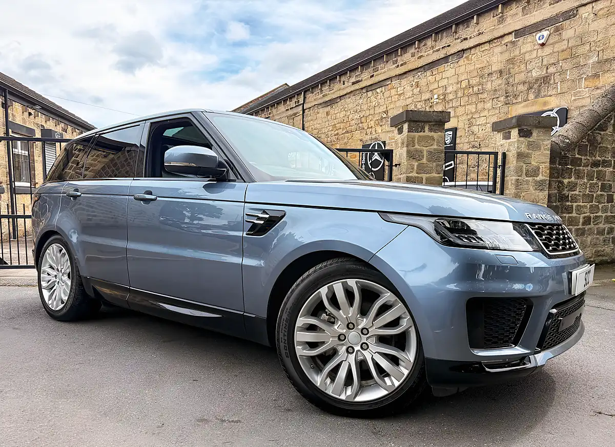 Used 2019 Land Rover Range Rover Sport Hse Byron Blue - Interior and Exterior details 14
