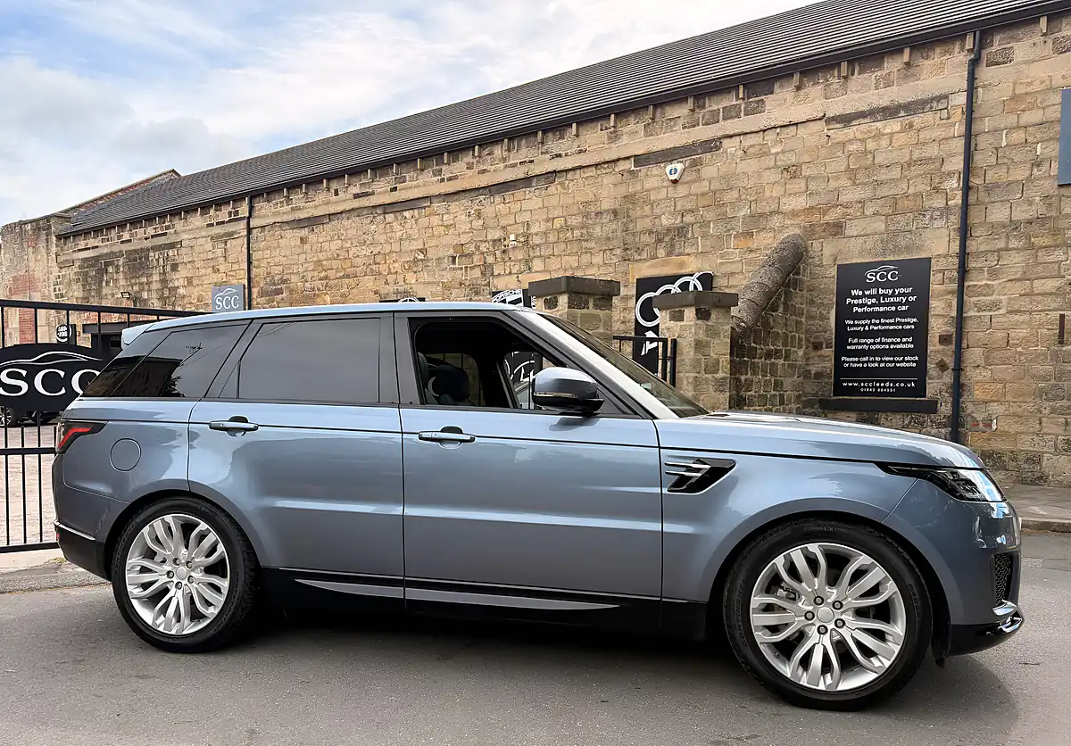 Used 2019 Land Rover Range Rover Sport Hse Byron Blue - Interior and Exterior details 4