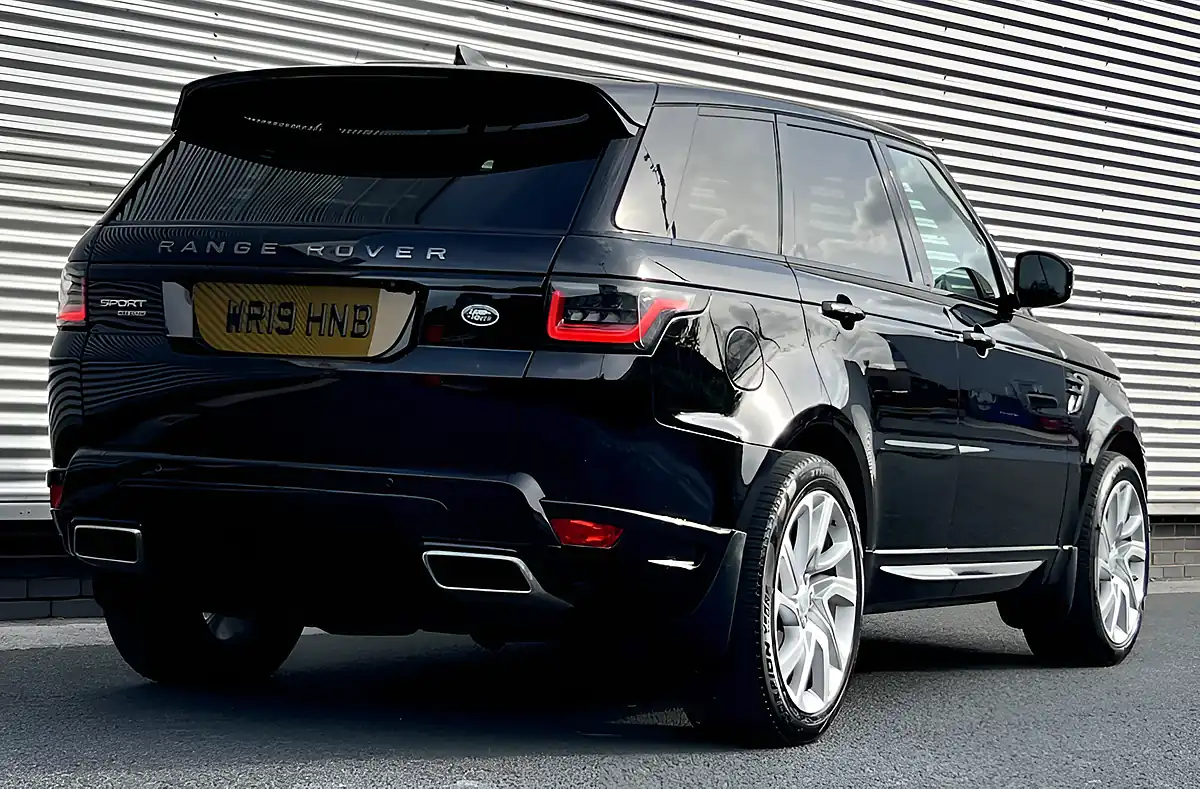 Used 2019 Land Rover Range Rover Sport Hse Dynamic Black - Interior and Exterior details 16