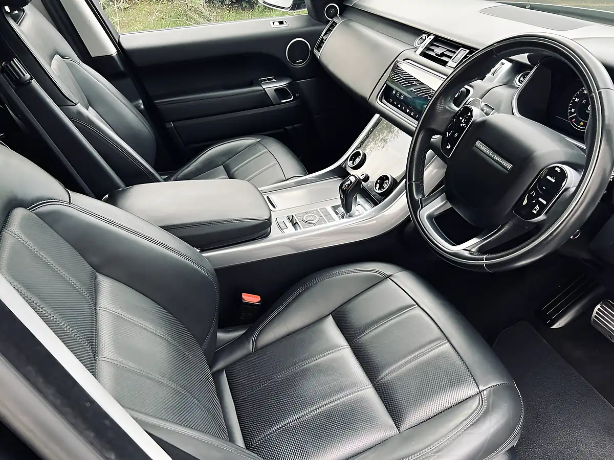 Used 2019 Land Rover Range Rover Sport Hse Dynamic Black - Interior and Exterior details 8