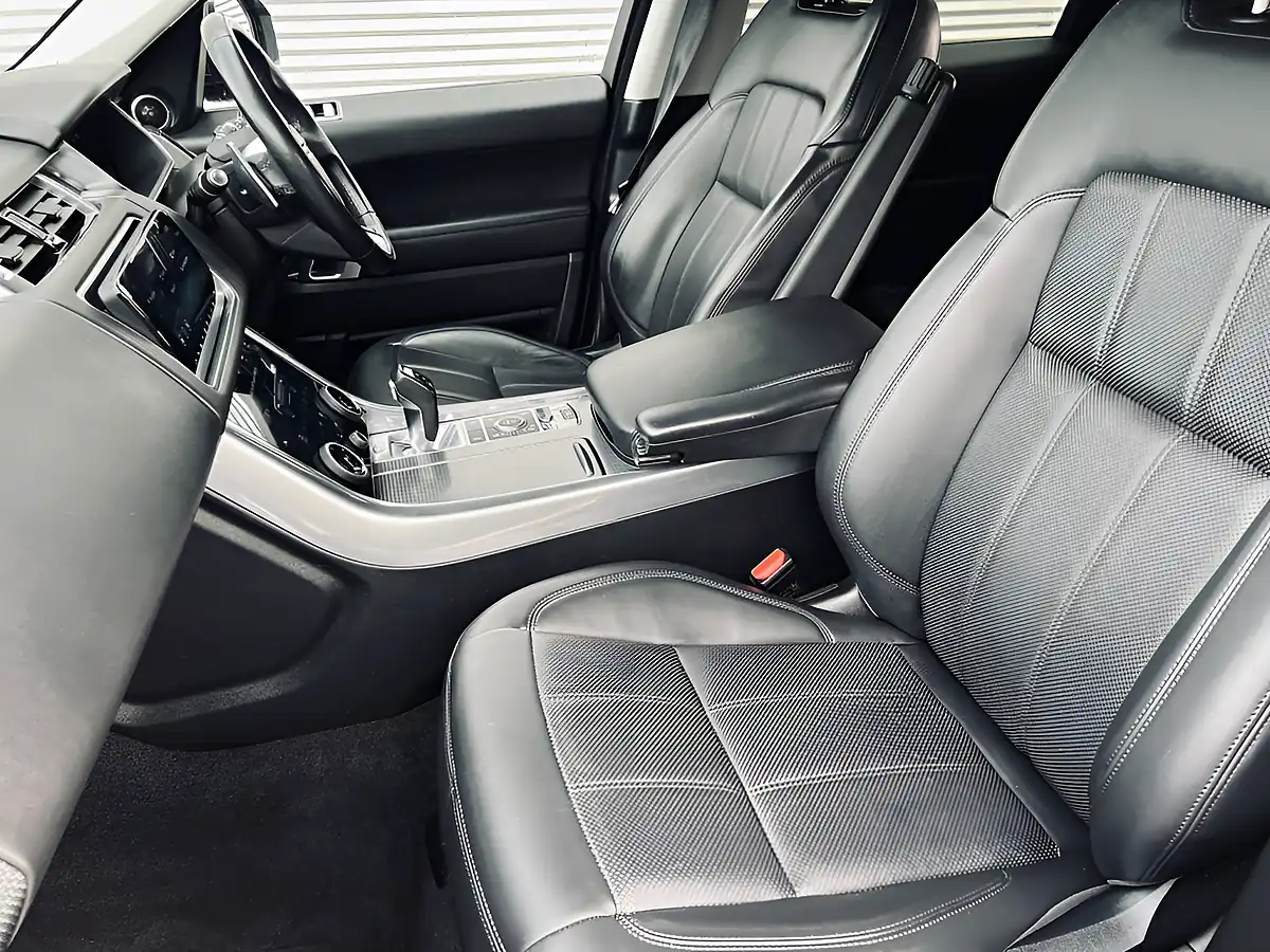 Used 2019 Land Rover Range Rover Sport Hse Dynamic Black - Interior and Exterior details 9