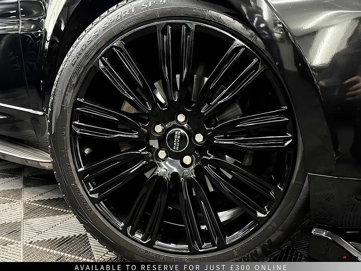 Used 2019 Land Rover Range Rover Sport Hse Dynamic Black - Interior and Exterior details 15