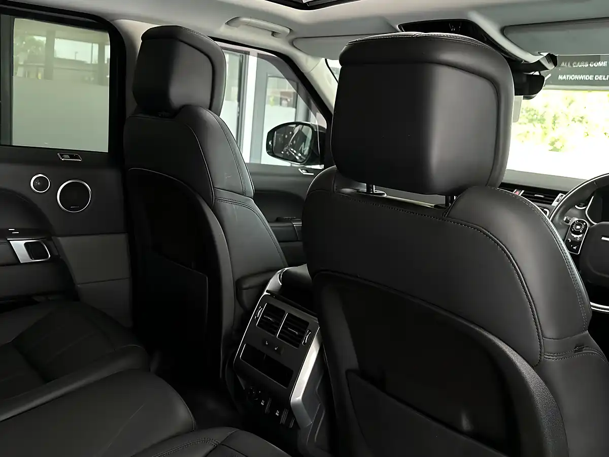 Used 2019 Land Rover Range Rover Sport Hse Dynamic Black - Interior and Exterior details 17