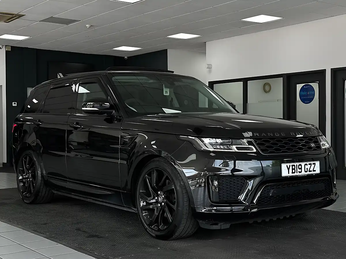 Used 2019 Land Rover Range Rover Sport Hse Dynamic Black - Interior and Exterior details 2