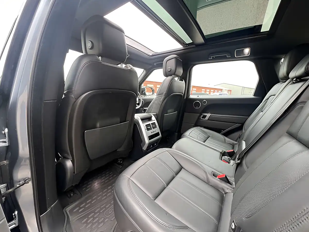 Used 2019 Land Rover Range Rover Sport Hse Dynamic Byron Blue - Interior and Exterior details 20