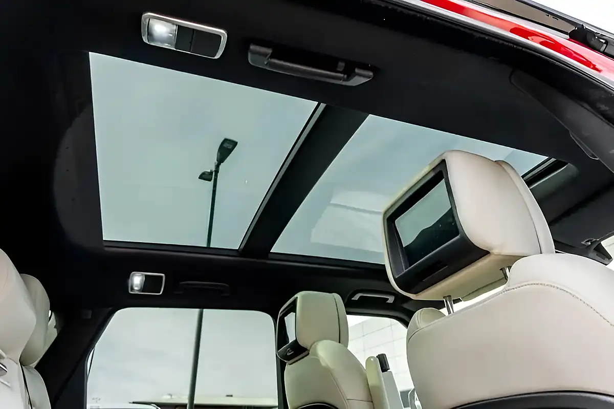 Used 2019 Land Rover Range Rover Sport Hse Dynamic Firenze Red - Interior and Exterior details 16