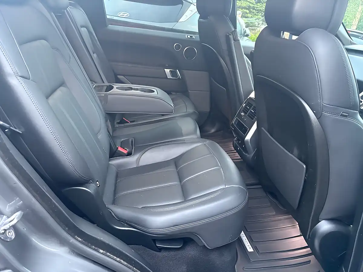 Used 2019 Land Rover Range Rover Sport Hse Dynamic Grey - Interior and Exterior details 19