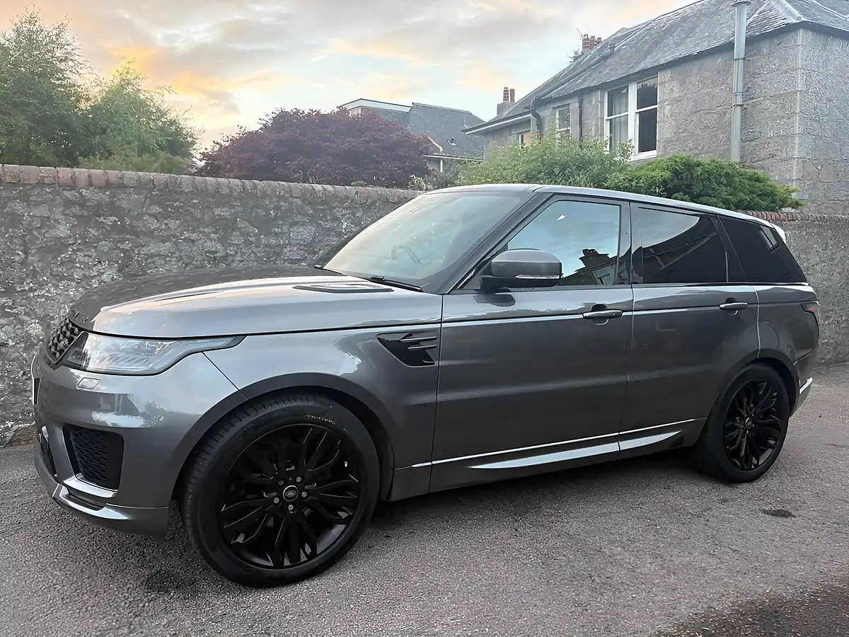 Used 2019 Land Rover Range Rover Sport Hse Dynamic Grey - Interior and Exterior details 7
