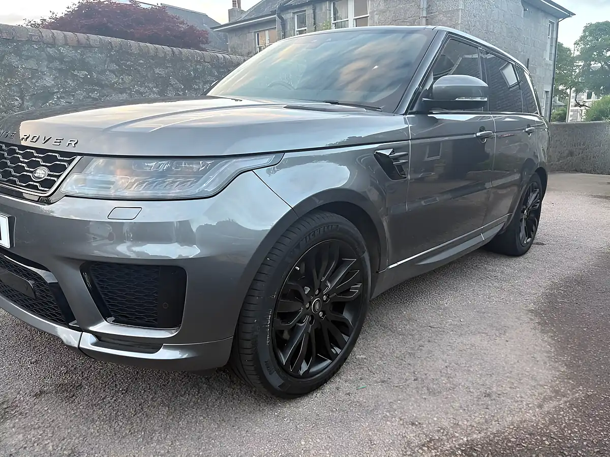 Used 2019 Land Rover Range Rover Sport Hse Dynamic Grey - Interior and Exterior details 8