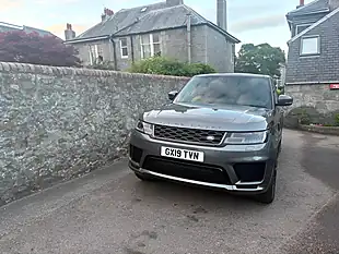 Used 2019 Land Rover Range Rover Sport Hse Dynamic Grey - Interior and Exterior details 9