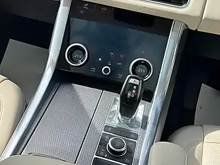 Used 2019 Land Rover Range Rover Sport Hse Dynamic Red - Interior and Exterior details 10