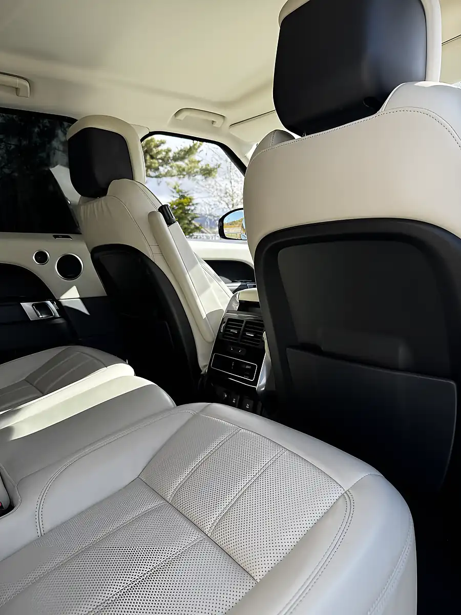Used 2019 Land Rover Range Rover Sport Hse Dynamic Santorini Metallic Black - Interior and Exterior details 14