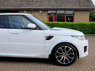 Used 2019 Land Rover Range Rover Sport Hse Dynamic White - Interior and Exterior details 9