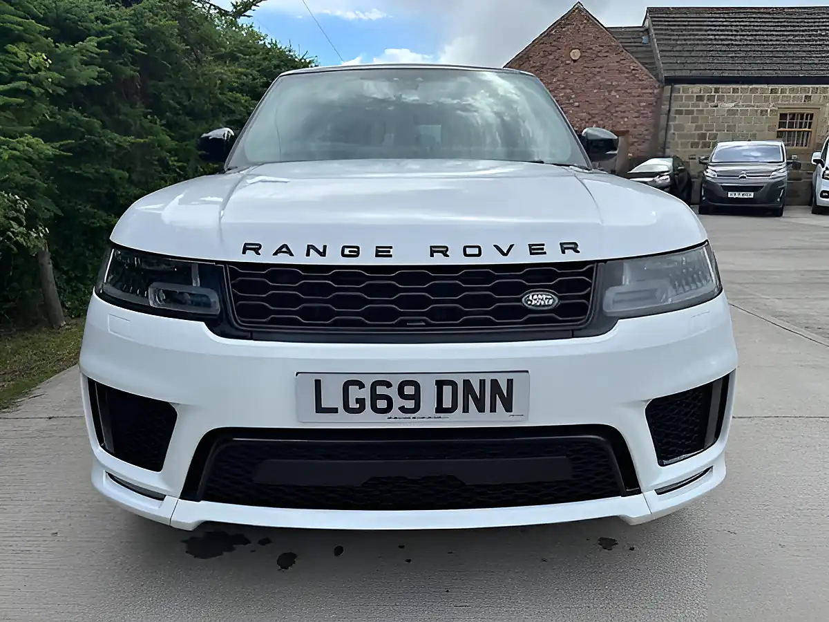 Used 2019 Land Rover Range Rover Sport Hse Dynamic White - Interior and Exterior details 2
