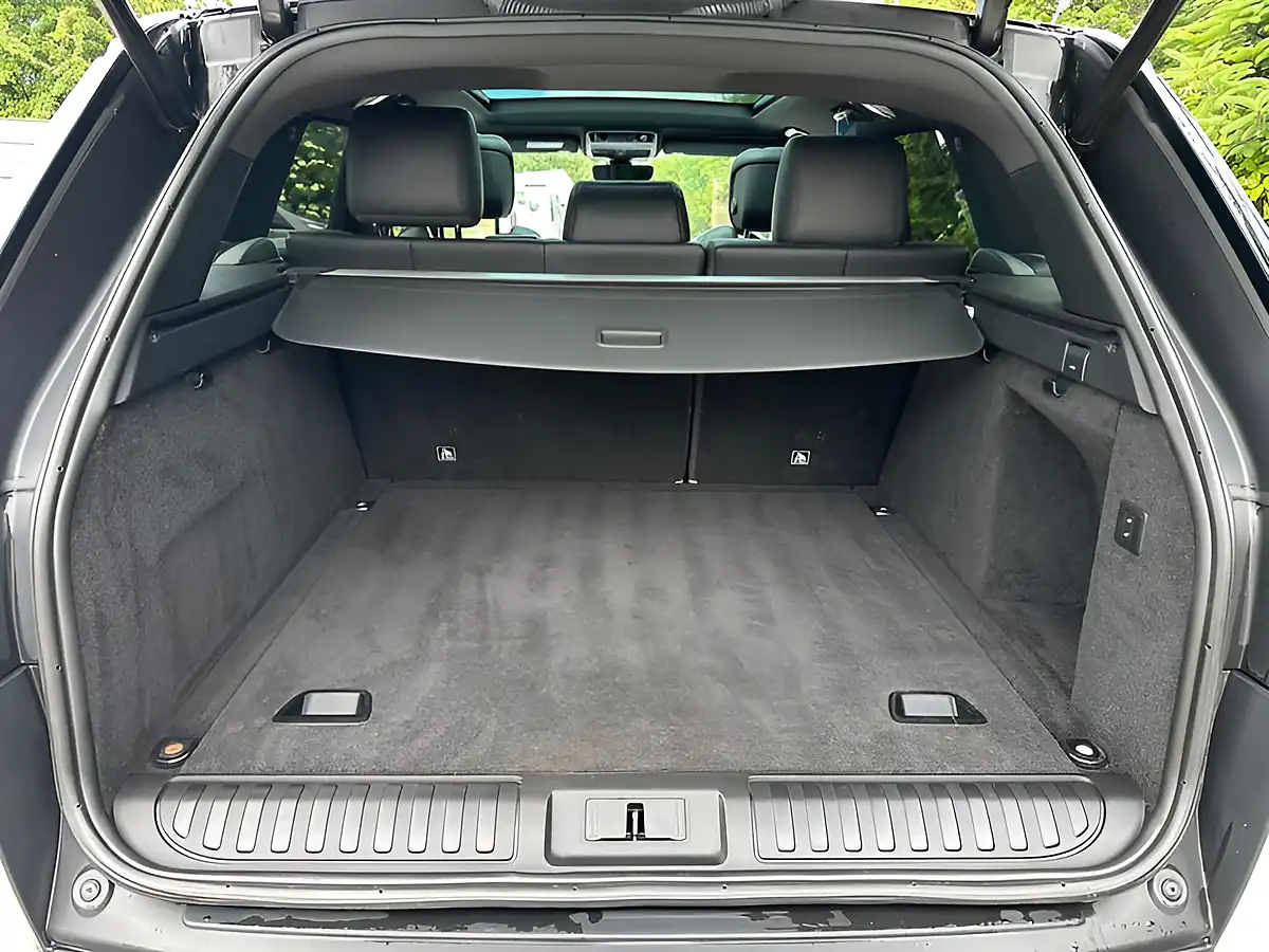 Used 2019 Land Rover Range Rover Sport Hse Dynamic White - Interior and Exterior details 6