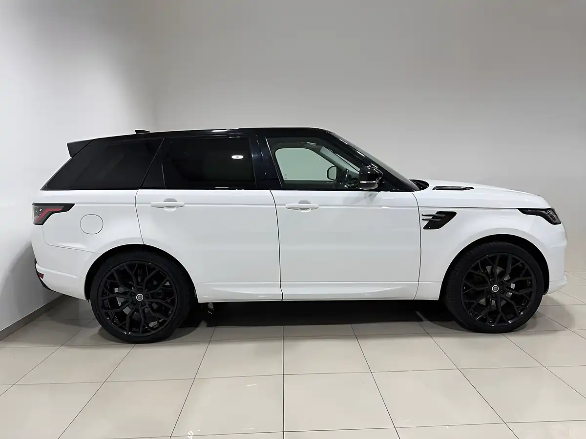 Used 2019 Land Rover Range Rover Sport Hse Dynamic White - Interior and Exterior details 10
