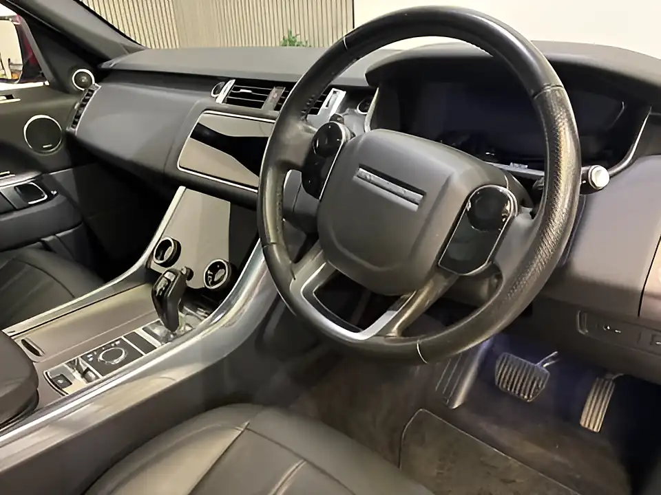 Used 2019 Land Rover Range Rover Sport Hse Red - Interior and Exterior details 3