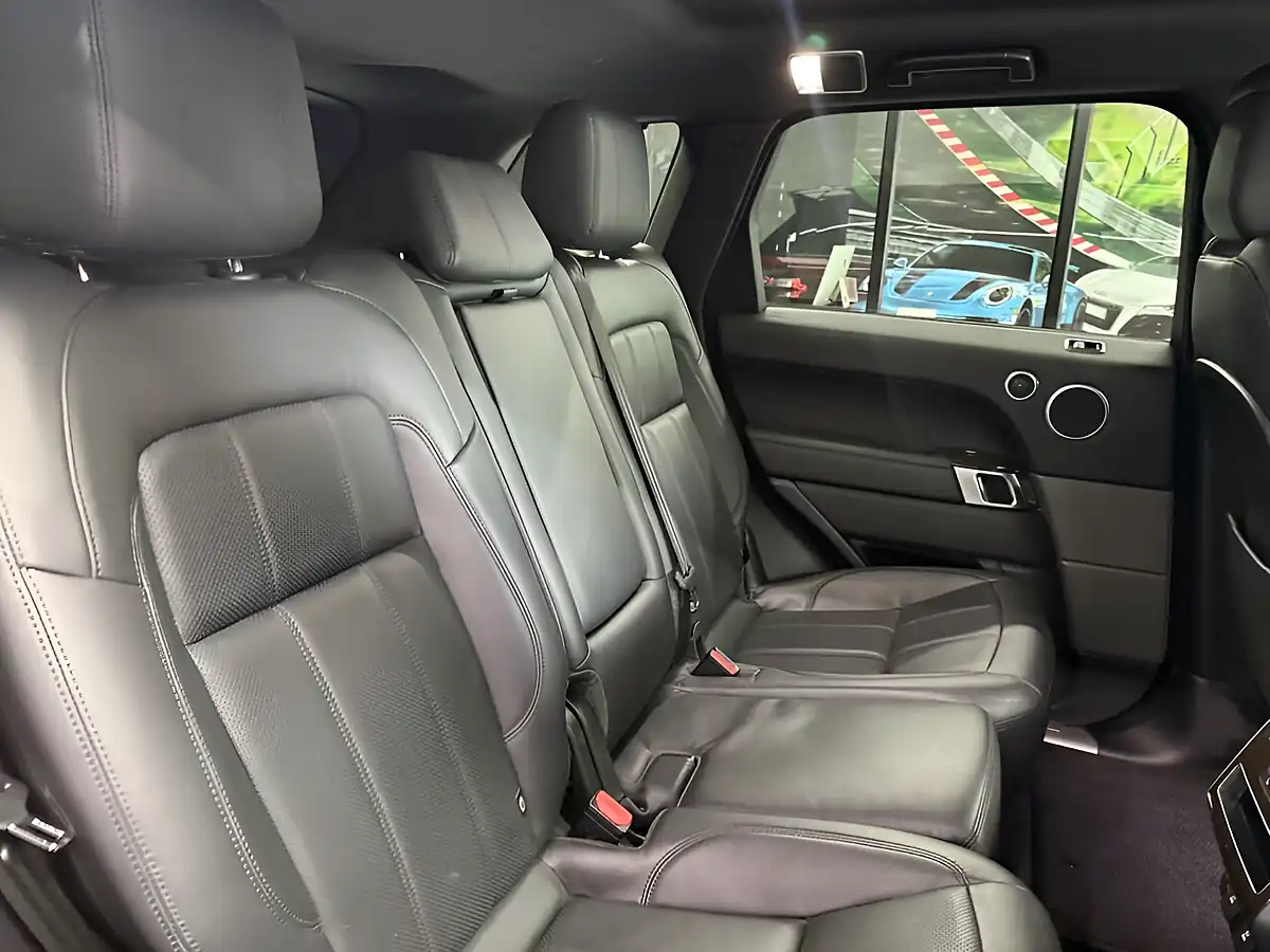 Used 2019 Land Rover Range Rover Sport Hse Red - Interior and Exterior details 15