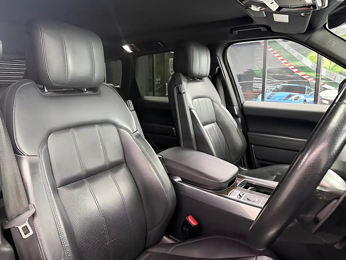 Used 2019 Land Rover Range Rover Sport Hse Red - Interior and Exterior details 5