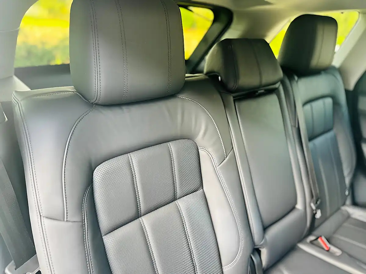 Used 2019 Land Rover Range Rover Sport Hse White - Interior and Exterior details 13