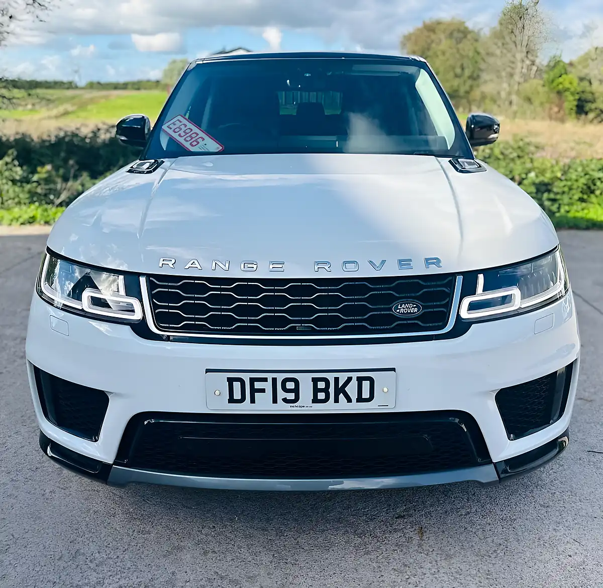 Used 2019 Land Rover Range Rover Sport Hse White - Interior and Exterior details 2