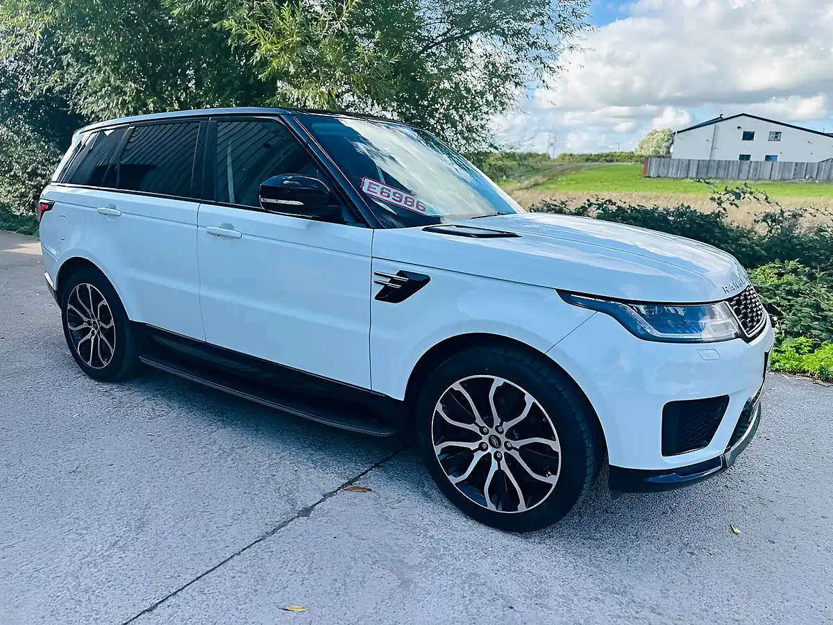 Used 2019 Land Rover Range Rover Sport Hse White - Interior and Exterior details 6