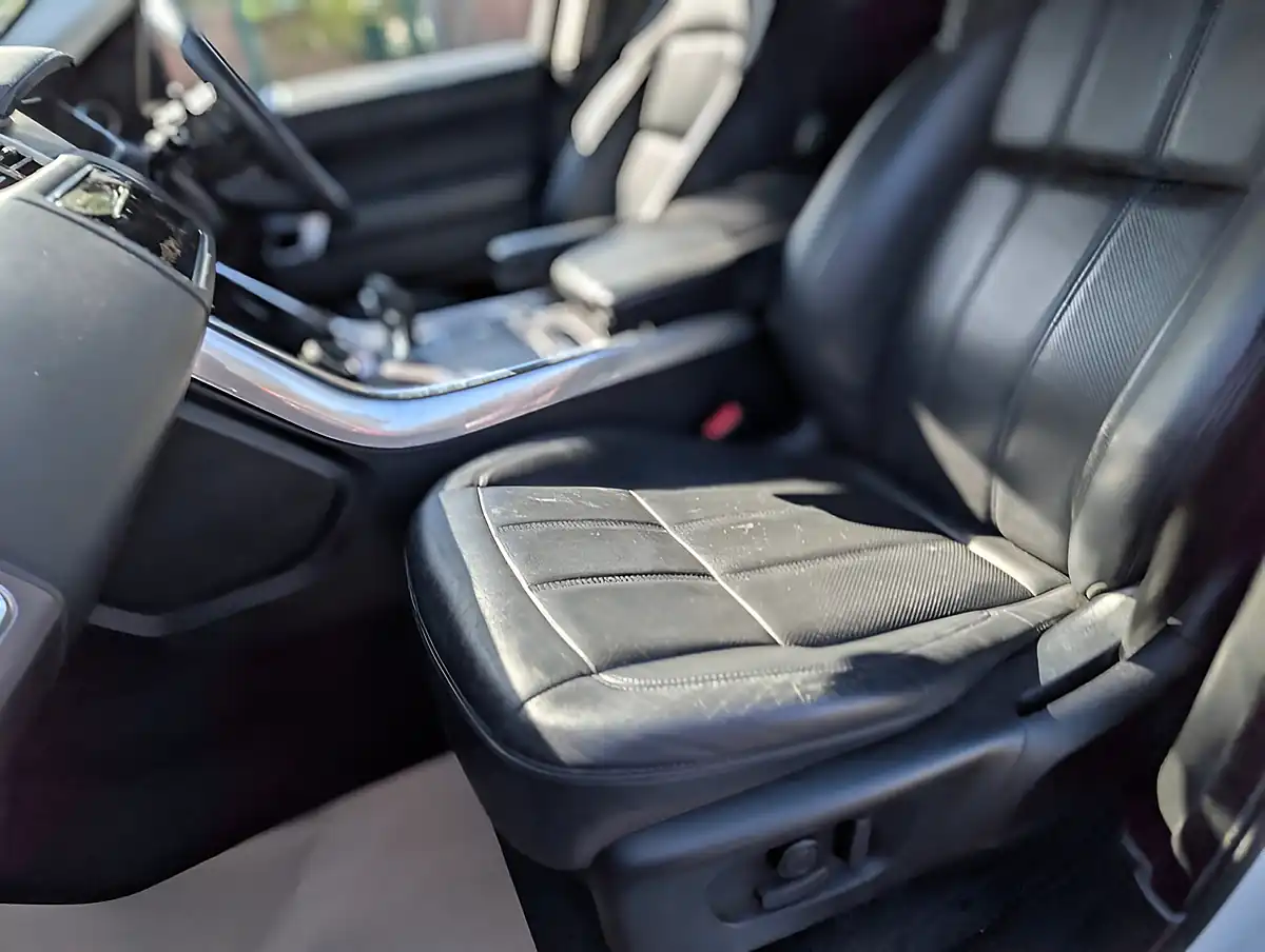 Used 2019 Land Rover Range Rover Sport Hse White - Interior and Exterior details 16