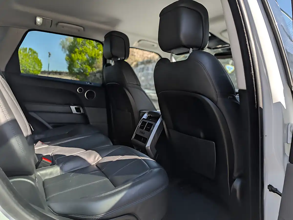 Used 2019 Land Rover Range Rover Sport Hse White - Interior and Exterior details 18