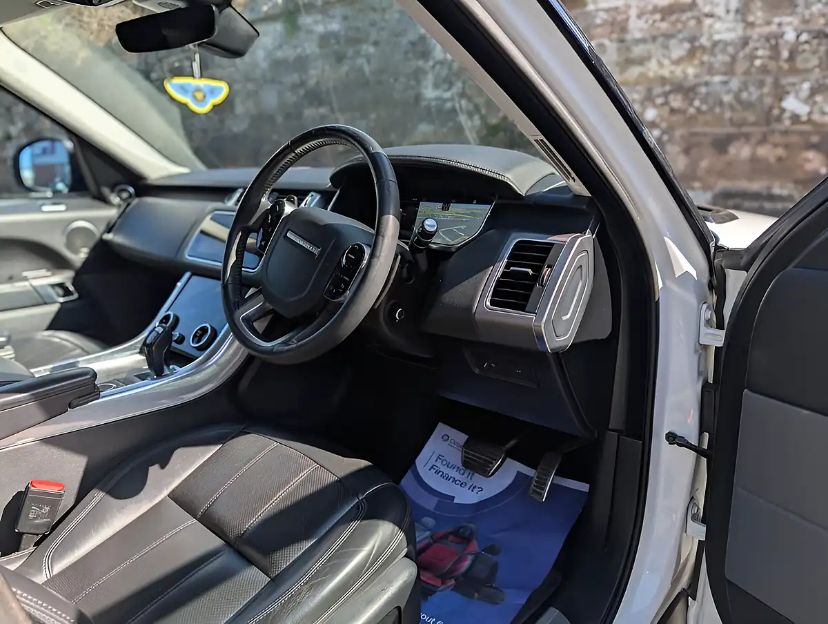 Used 2019 Land Rover Range Rover Sport Hse White - Interior and Exterior details 20