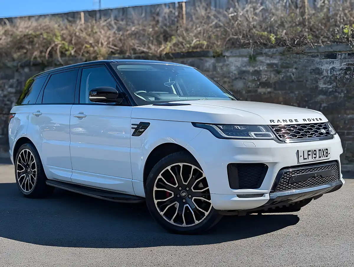 Used 2019 Land Rover Range Rover Sport Hse White - Interior and Exterior details 3