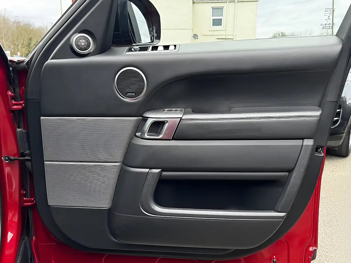 Used 2019 Land Rover Range Rover Sport Hst Firenze Red - Interior and Exterior details 13