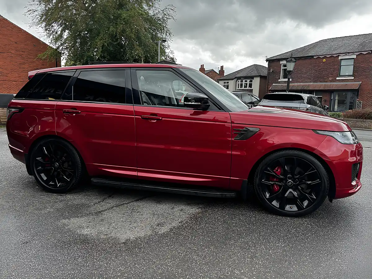 Used 2019 Land Rover Range Rover Sport Hst Firenze Red - Interior and Exterior details 10
