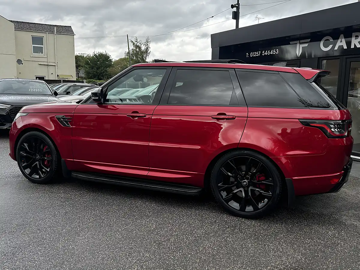 Used 2019 Land Rover Range Rover Sport Hst Firenze Red - Interior and Exterior details 6