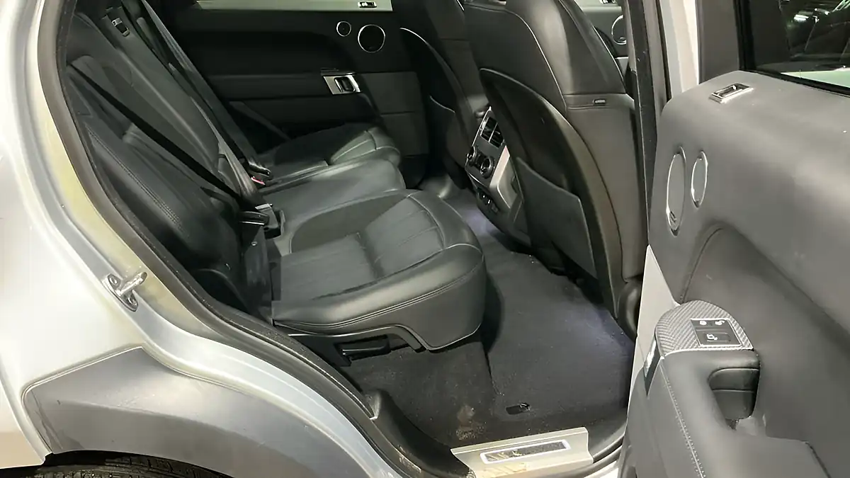 Used 2019 Land Rover Range Rover Sport Hst Indus Silver - Interior and Exterior details 8