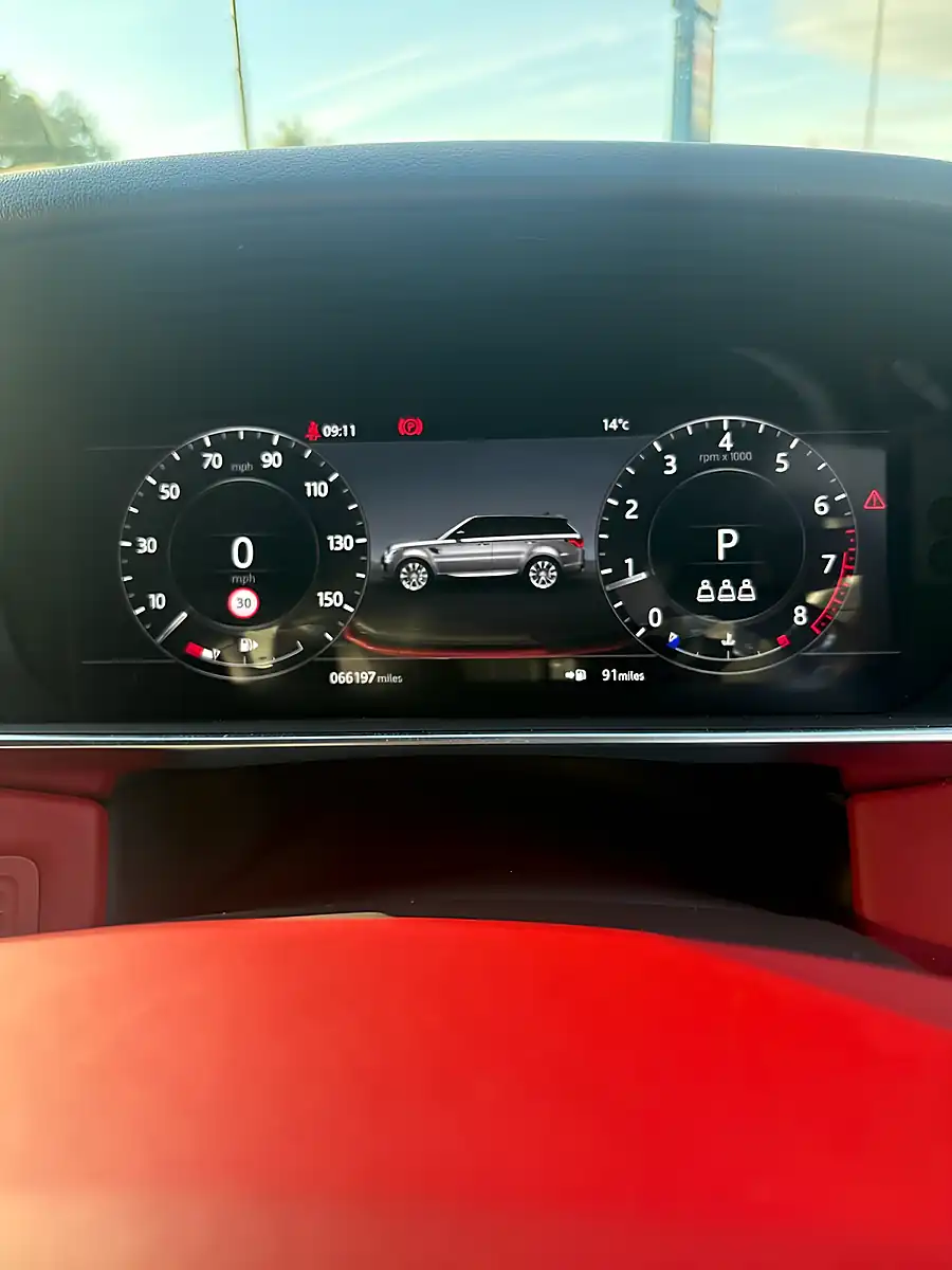 Used 2019 Land Rover Range Rover Sport Hst Silver - Interior and Exterior details 14
