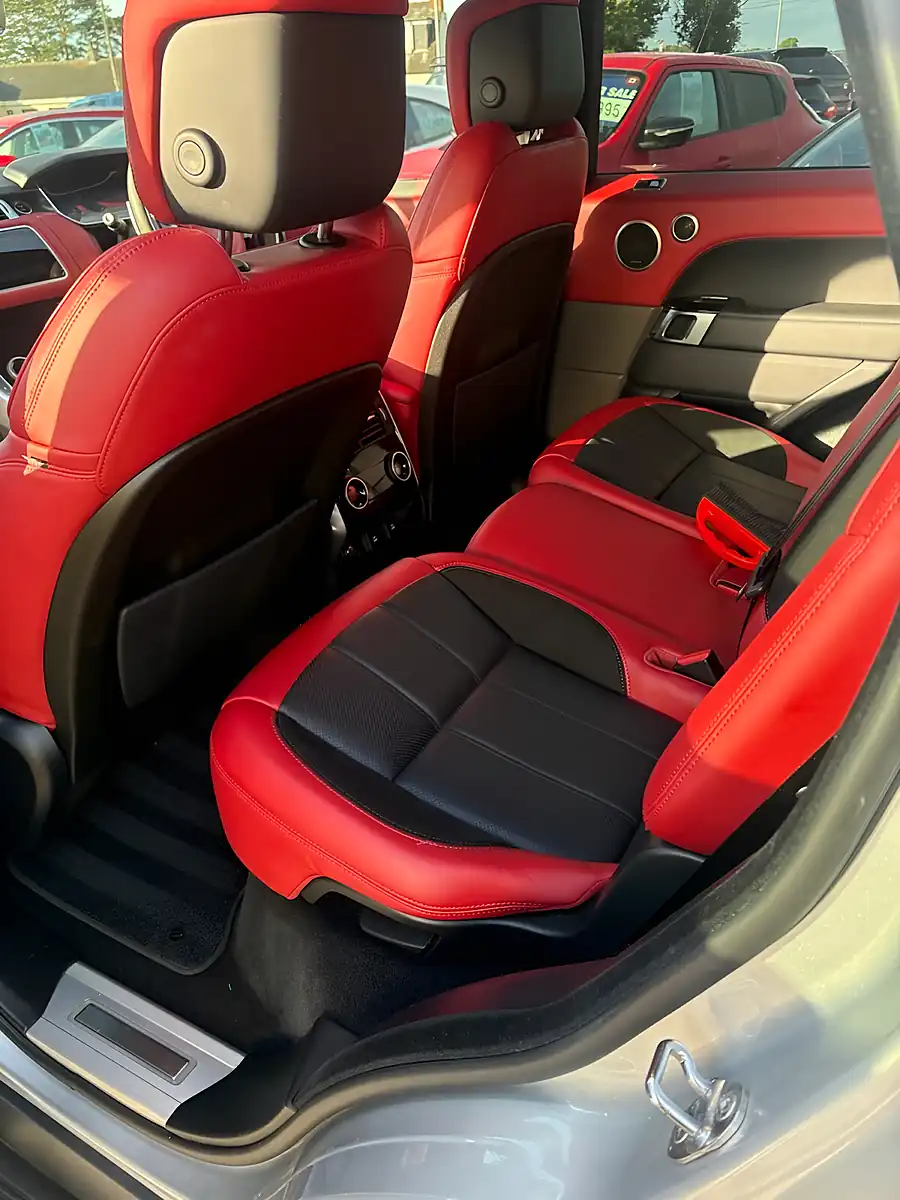 Used 2019 Land Rover Range Rover Sport Hst Silver - Interior and Exterior details 6