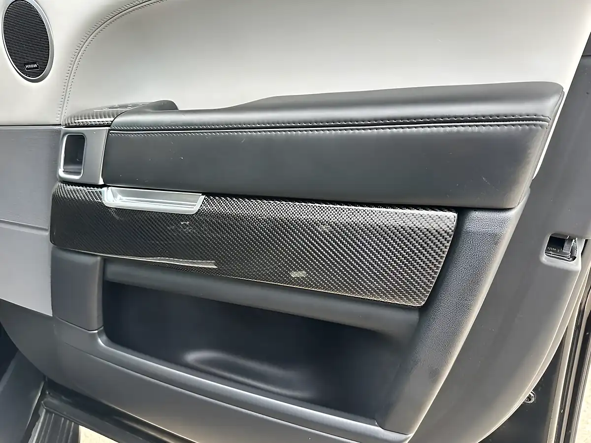 Used 2019 Land Rover Range Rover Sport Svr Black - Interior and Exterior details 13