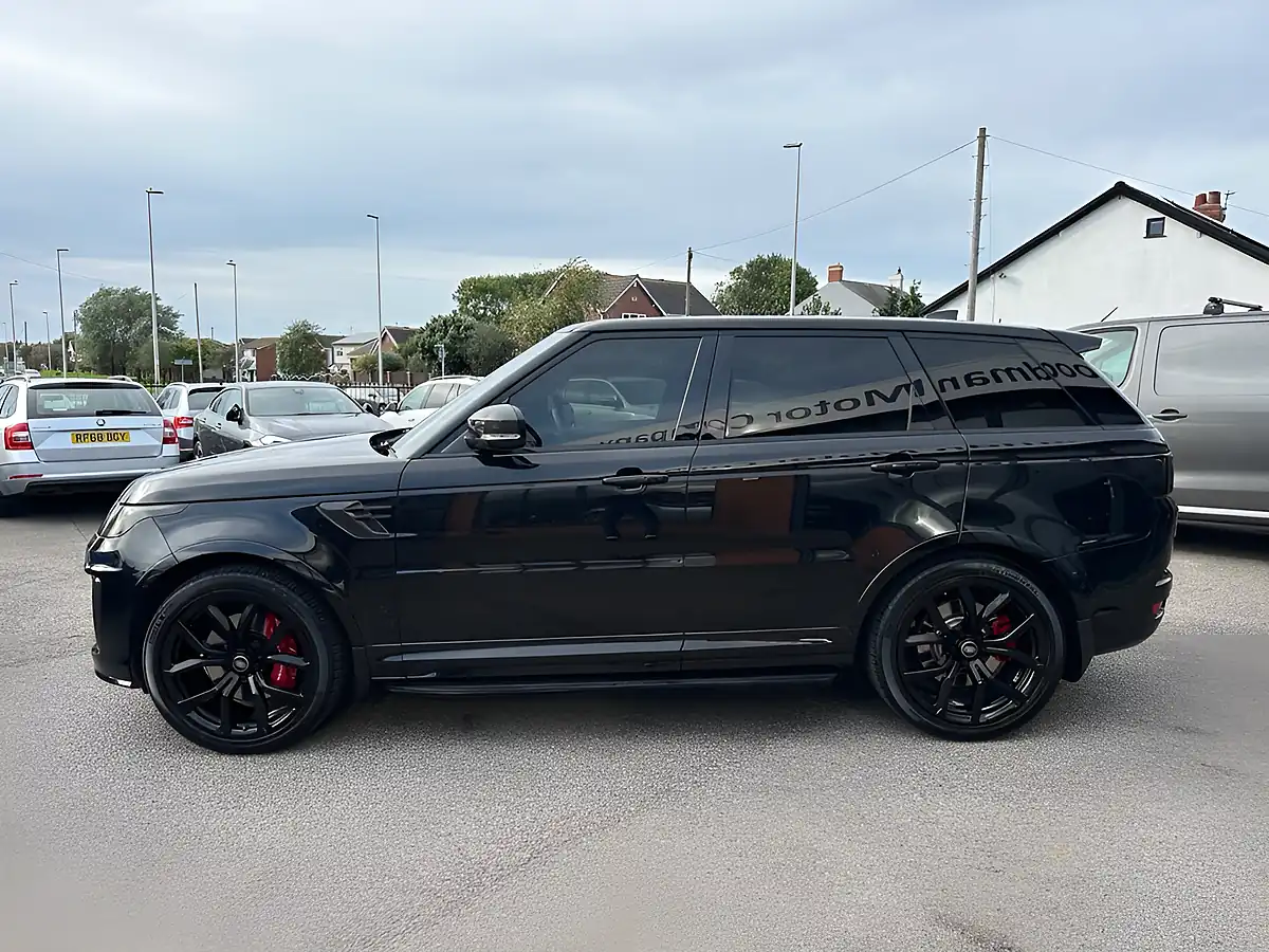 Used 2019 Land Rover Range Rover Sport Svr Black - Interior and Exterior details 8