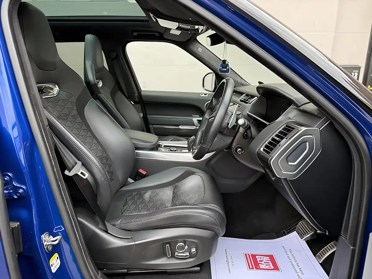 Used 2019 Land Rover Range Rover Sport Svr Blue - Interior and Exterior details 11