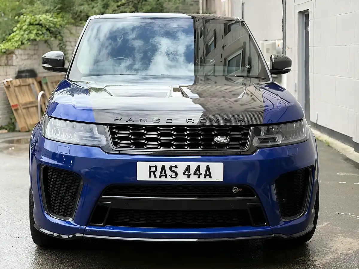 Used 2019 Land Rover Range Rover Sport Svr Blue - Interior and Exterior details 7