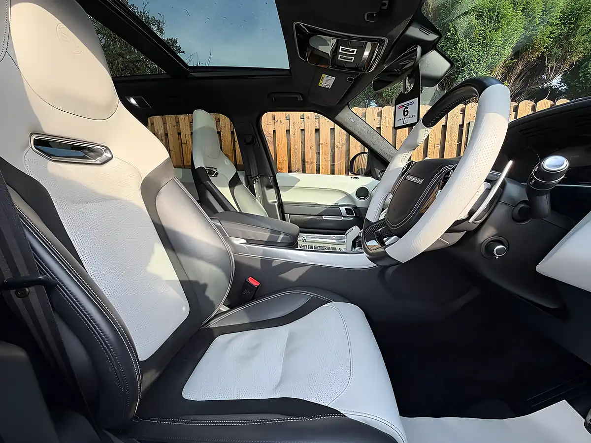Used 2019 Land Rover Range Rover Sport Svr Estoril Blue - Interior and Exterior details 6