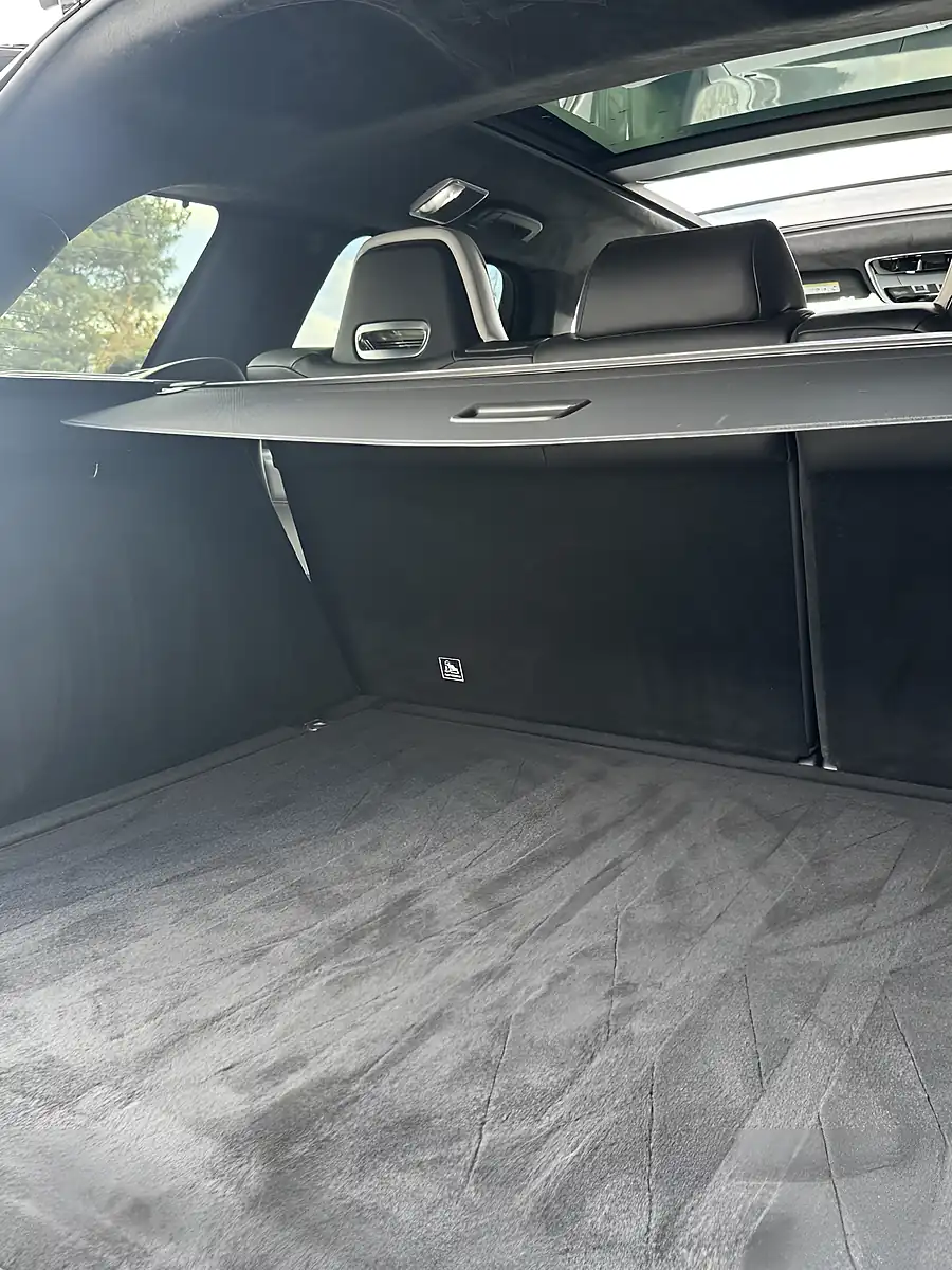 Used 2019 Land Rover Range Rover Sport Svr Grey - Interior and Exterior details 15