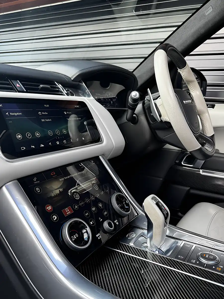 Used 2019 Land Rover Range Rover Sport Svr Grey - Interior and Exterior details 17